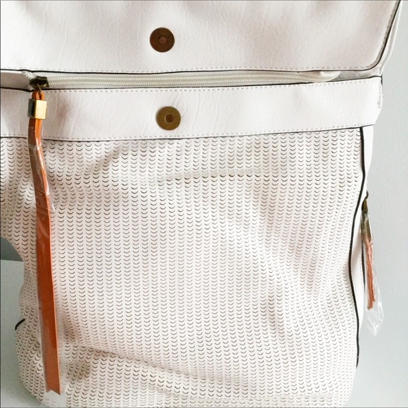 BACKPACK Vegan Leather NWT - Picture 6 of 8